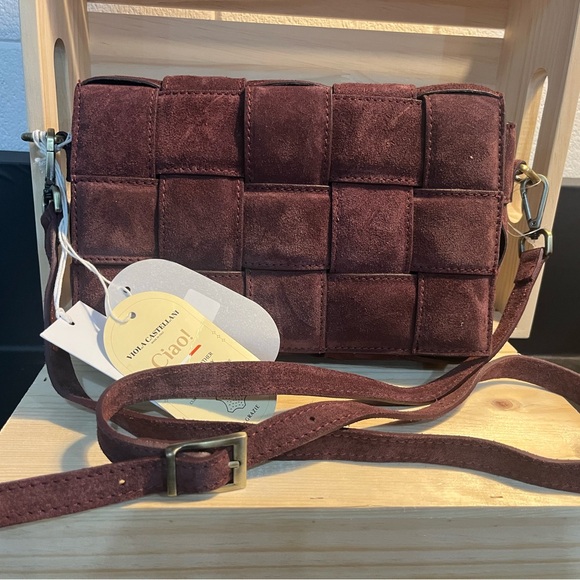Viola Castellani Handbags - VIOLA CASTELLANI Bordo Suede
Padded Woven Crossbody Made In
Italy NWT Burgundy